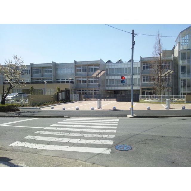 小学校　つくば市立春日学園義務教育学校（小学校）（小学校）まで350m