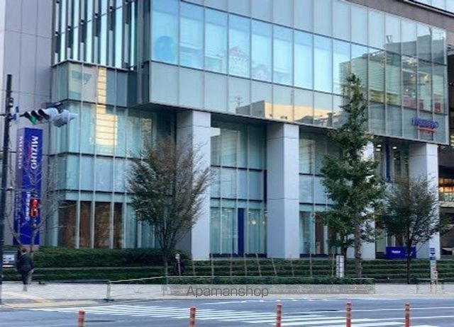 銀行　（株）みずほ銀行／目黒支店（銀行）まで542m