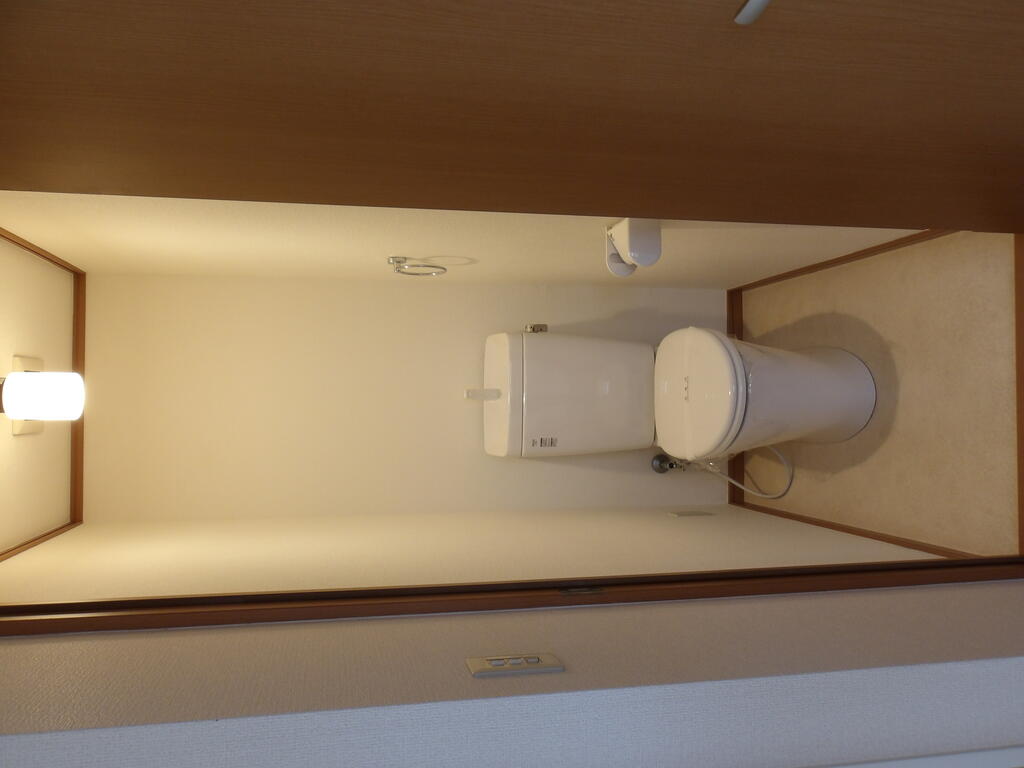 EXIT13のトイレ写真