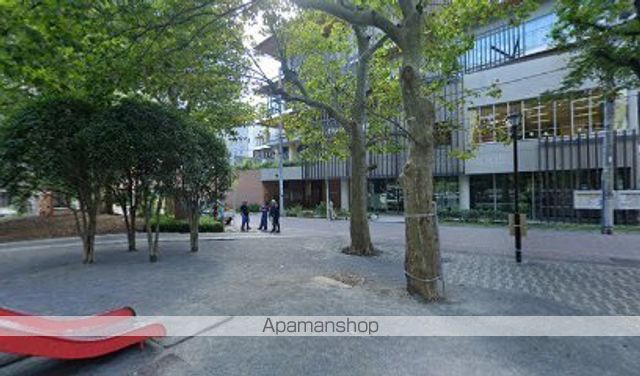 公園　中央区立鉄砲洲児童公園（公園）まで181m