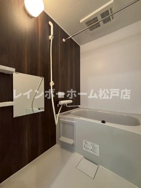 バス・シャワールーム　※同施工参考写真