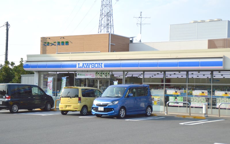 コンビニ　ローソン狛江中和泉三丁目店（コンビニ）まで211m