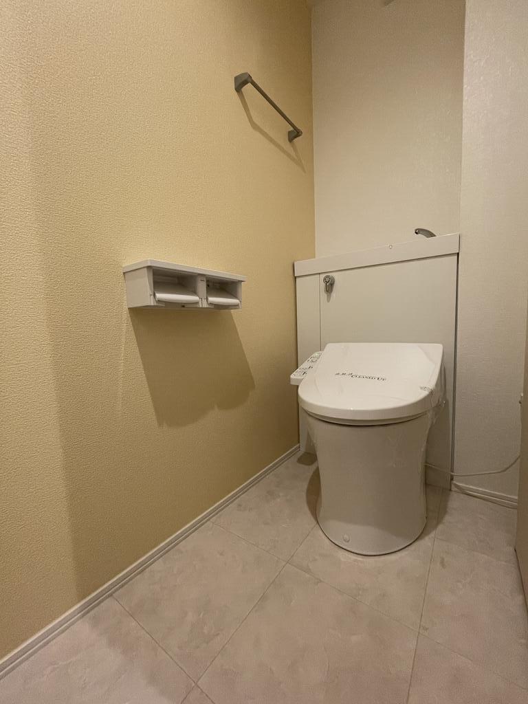 トイレ　※別部屋参考写真です