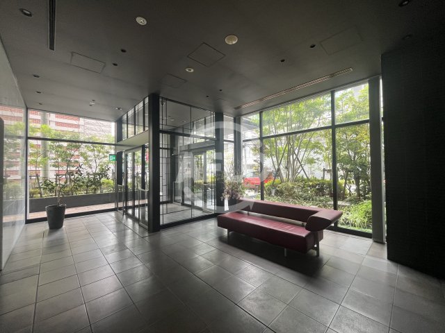 ロビー　セイル江坂公園　ロビー