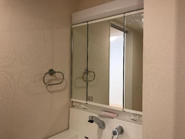 洗面設備　洗髪洗面化粧台