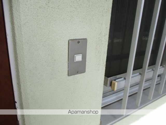 音金六郷マンションの玄関写真
