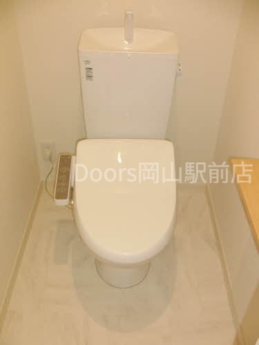 ＪＲ宇野線 大元駅 徒歩27分 2階建 築9年のトイレ写真