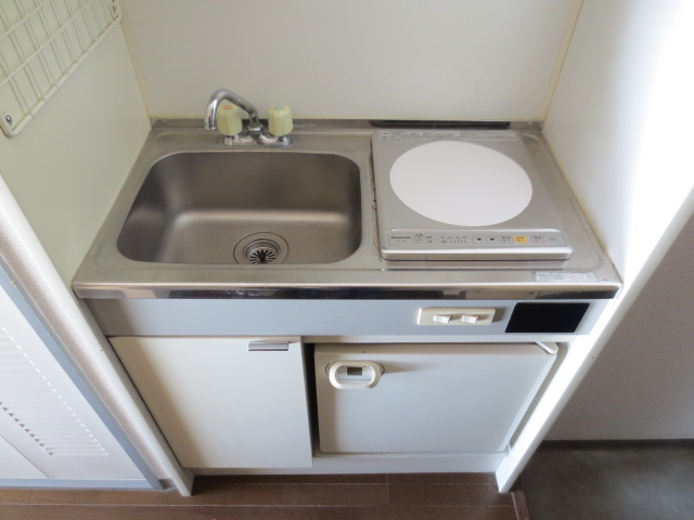 キッチン　別の部屋の写真です