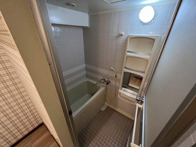 群峰川口本町マンションの風呂写真