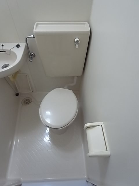 トイレ　コンパクトで使いやすいトイレです