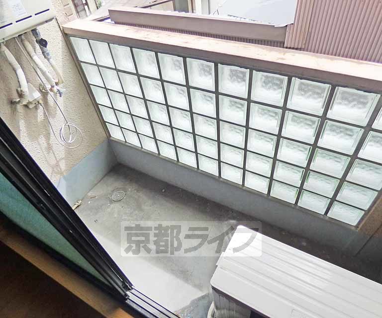 バルコニー　バルコニです。
