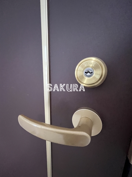 玄関　ゆったりとした玄関スペースです♪※同施工