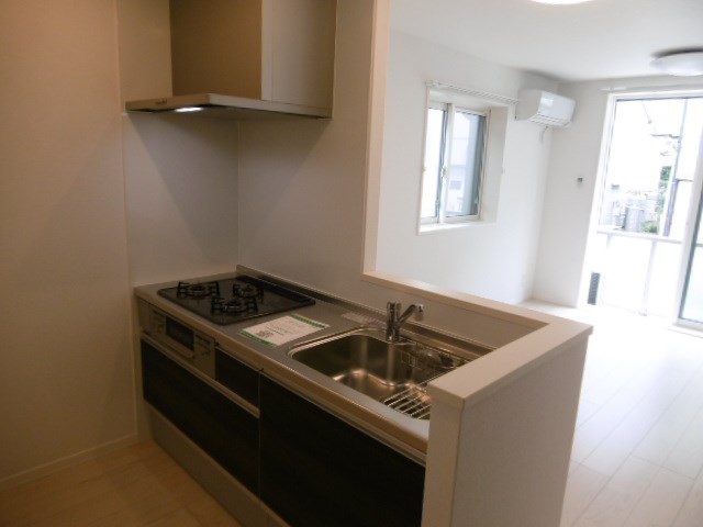 ＪＲ南武線 尻手駅 徒歩16分 3階建 築10年のキッチン写真