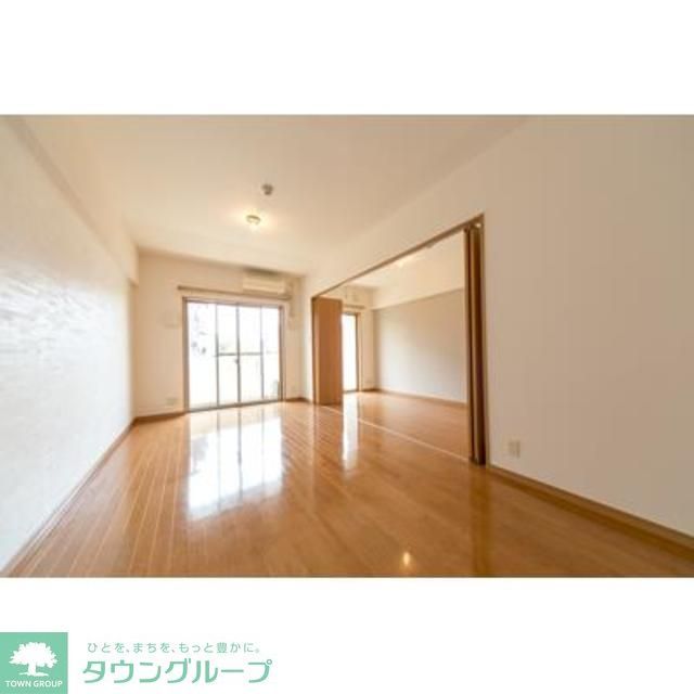 PARK MIRACOSTAの居間写真
