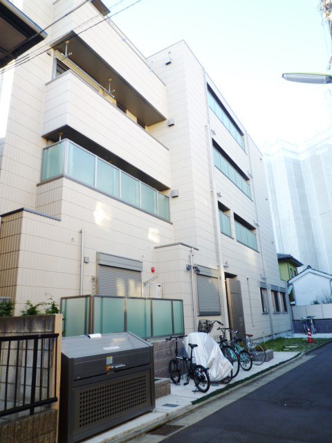 東急田園都市線 三軒茶屋駅 徒歩10分 築12年