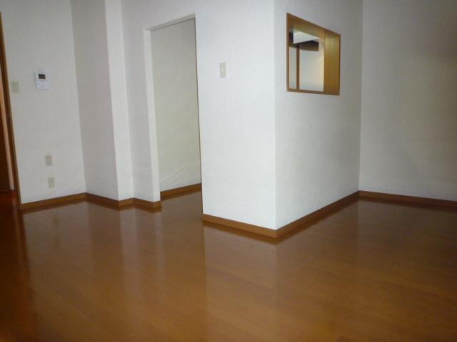 フジパレス トゥインクルの居間写真