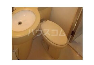 地下鉄名城線 金山駅 徒歩7分 10階建 築41年のトイレ写真