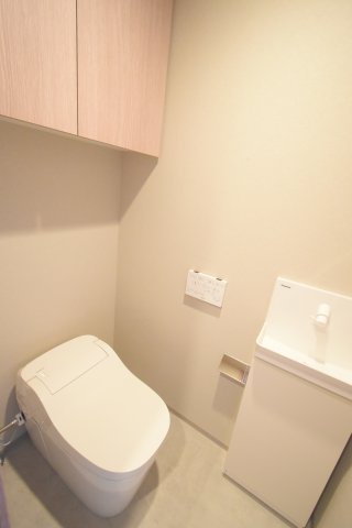 プレミスト鶴見花月総持寺ステーションフロントのトイレ写真
