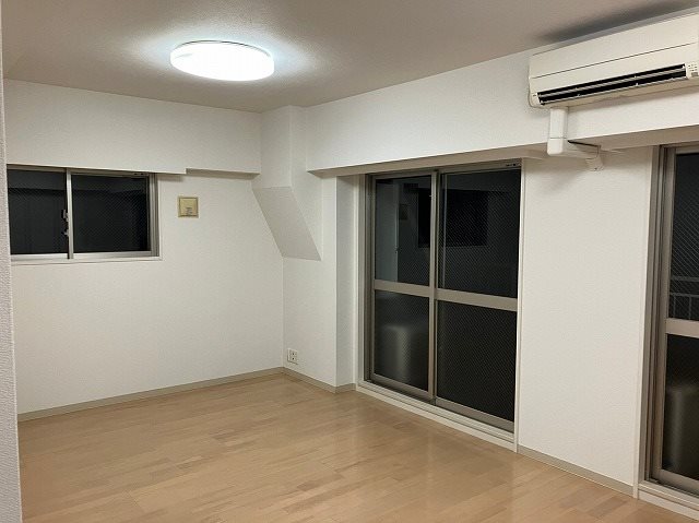 フェニックス横濱関内BAYGAIAの居間写真