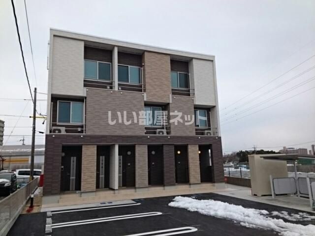 近鉄名古屋線 川原町駅 徒歩17分 築10年