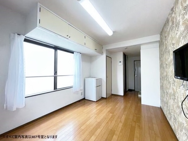 居室・リビング　３０７号室の参考写真です。