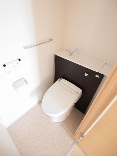 アビタ・ヴァンのトイレ写真