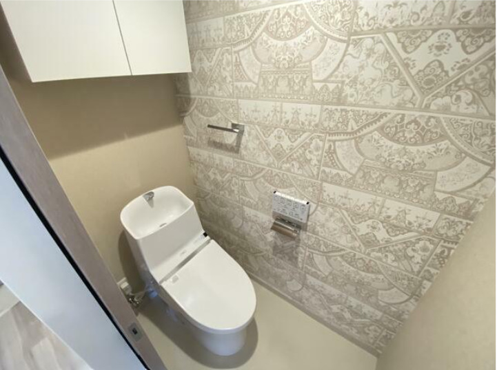 ＪＲ両毛線 新前橋駅 徒歩34分 8階建 築8年のトイレ写真