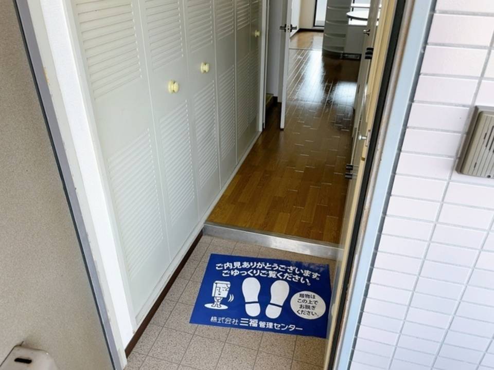 玄関　玄関