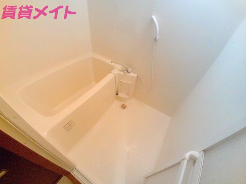バス・シャワールーム　別部屋画像参考