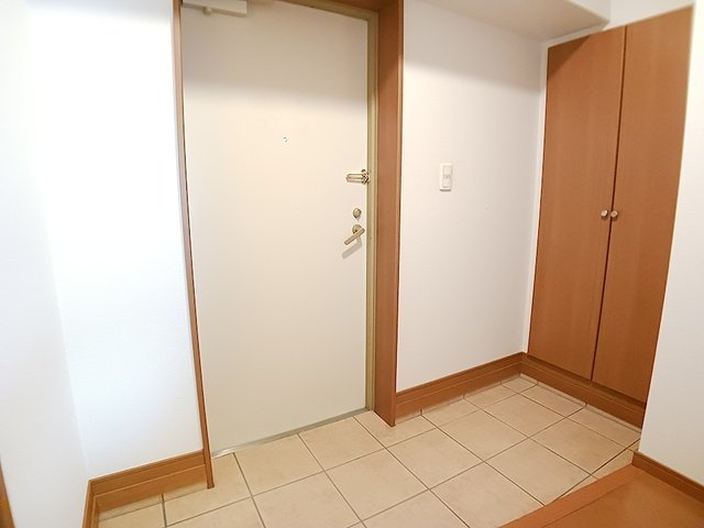 玄関　ゆったりとした玄関です