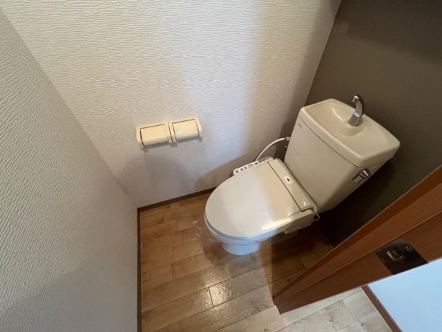 トイレ　シャワー付トイレ