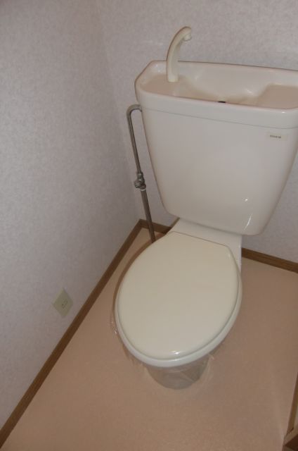 グリンピアAのトイレ写真