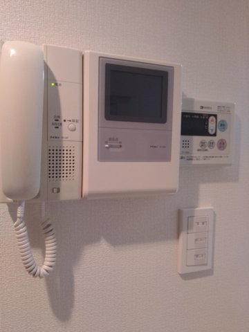 セキュリティ　女性の方でも安心のモニター付きオートロック♪