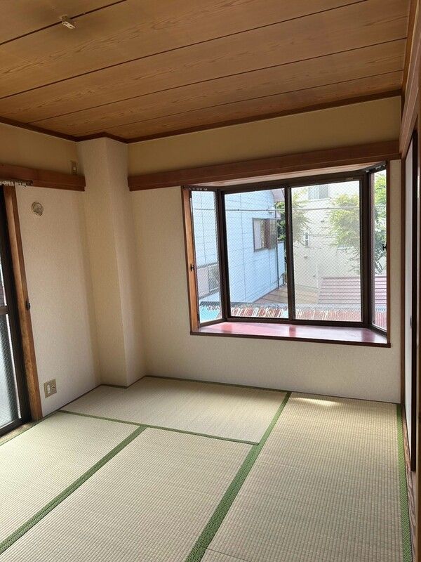 塚原マンションの居間写真