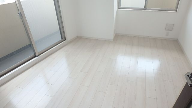 地下鉄四つ橋線 肥後橋駅 徒歩5分 21階建 築20年の居間写真