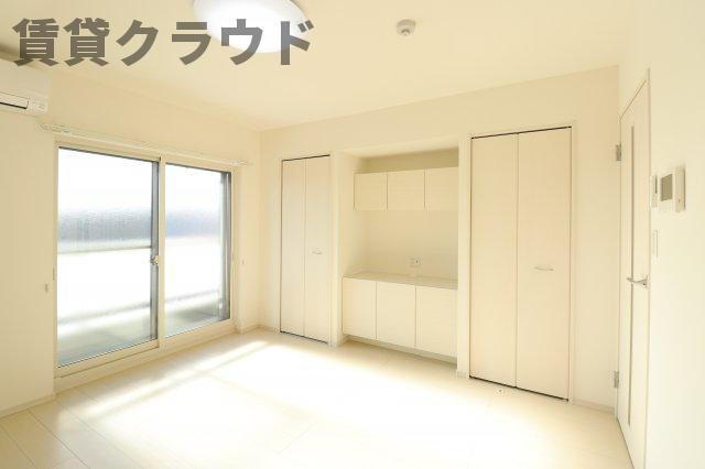 居室・リビング　白系で統一しているので全体がスッキリとまとまっています♪