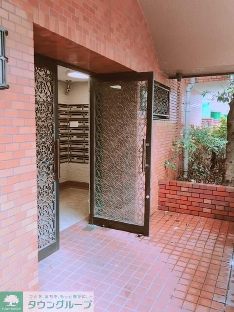エントランス　★お部屋探しは株式会社タウンハウジング東京まで★