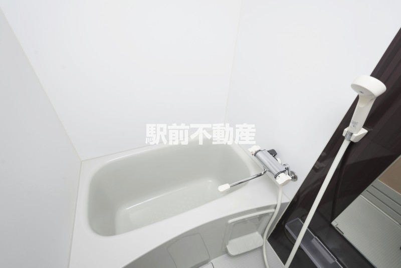 バス・シャワールーム　写真は別部屋
