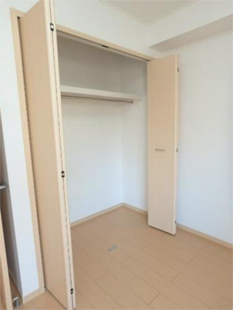 収納　参考　写真は１ＬＤＫのお部屋です