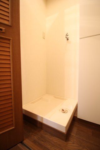 洗面設備　（別タイプ参考写真）フローラ本駒込　文京区本駒込5