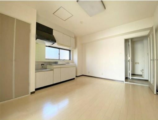 鍛冶屋館の居間写真