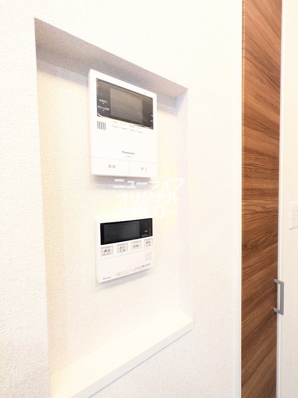 セキュリティ　事前に訪問者を確認してから対応できるTVモニターホン付き。