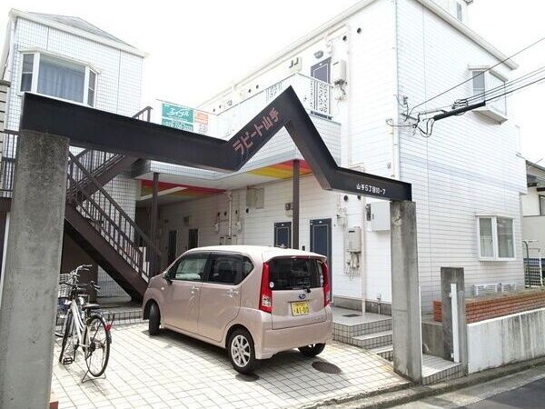 駐車場　車をお持ちの方に嬉しい駐車場付きの物件です