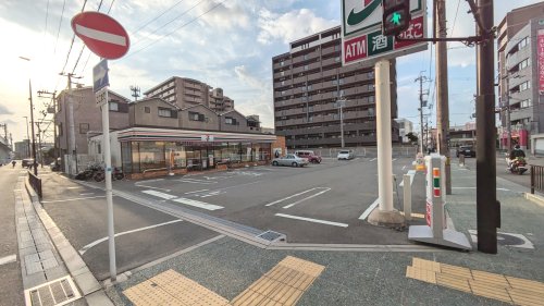 スーパー　セブンイレブン泉大津駅南店（スーパー）まで831m