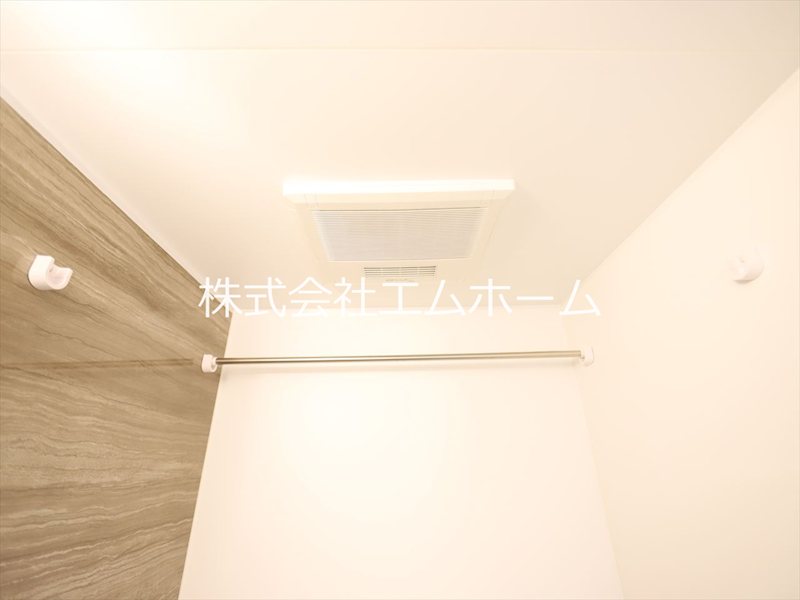 その他　バスルーム　浴室暖房乾燥機付き