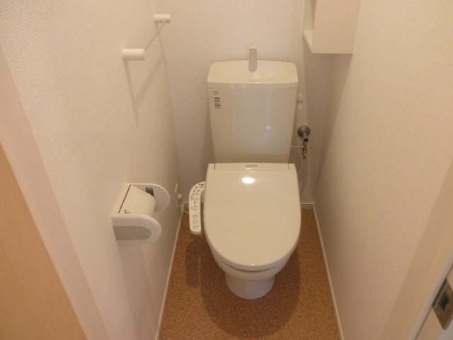 トイレ　ゆったりとした空間のトイレです