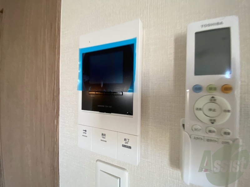 セキュリティ　ＴＶモニター付インターホンです。来客者の顔が見えるので安心！