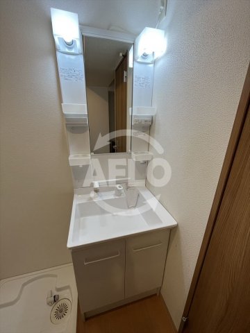 洗面設備　みおつくし杭全　独立洗面台