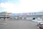 ドラックストア　ウエルシア新潟上所中店（ドラッグストア）まで155m