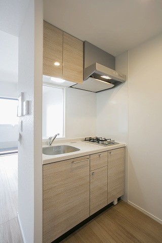 キッチン　写真は別号室です。現況優先になります。